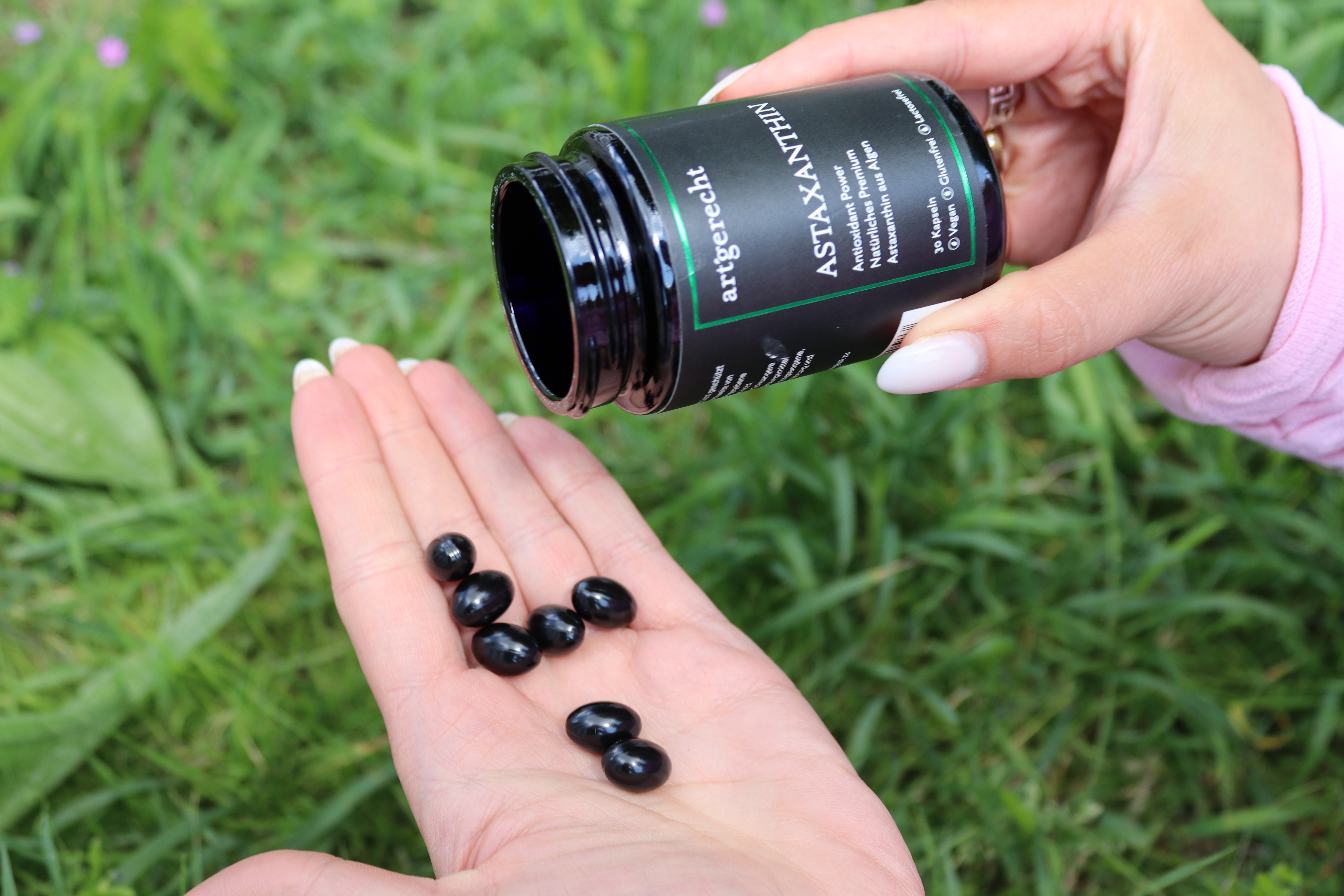 Übersicht der Inhaltsstoffe von Astaxanthin – natürlich & rein