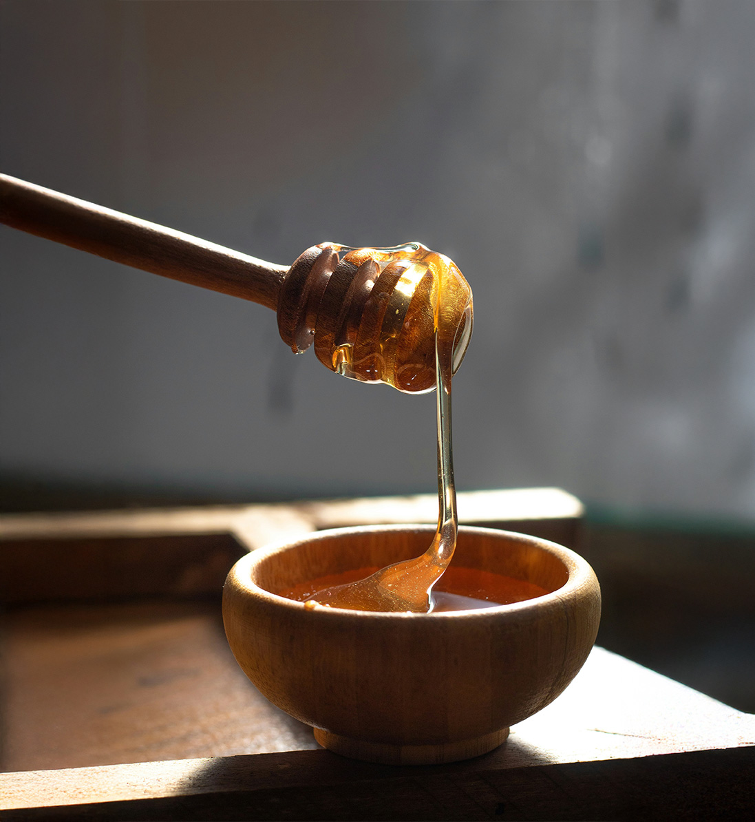 Infografik zur wissenschaftlichen Forschung rund um Manuka Honig