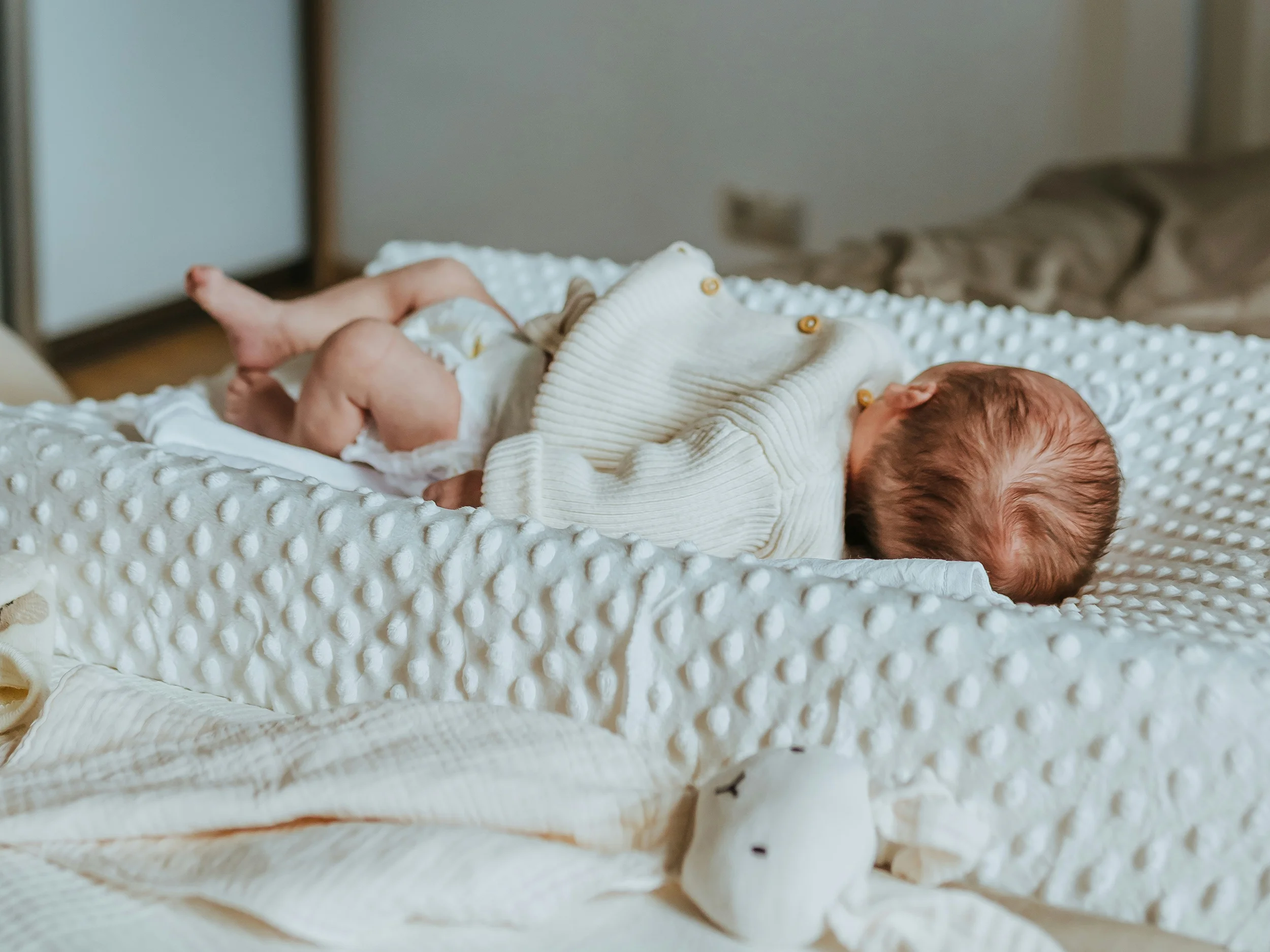 Nestschutz beim Baby: Wie lange hält er und wovor schützt er?