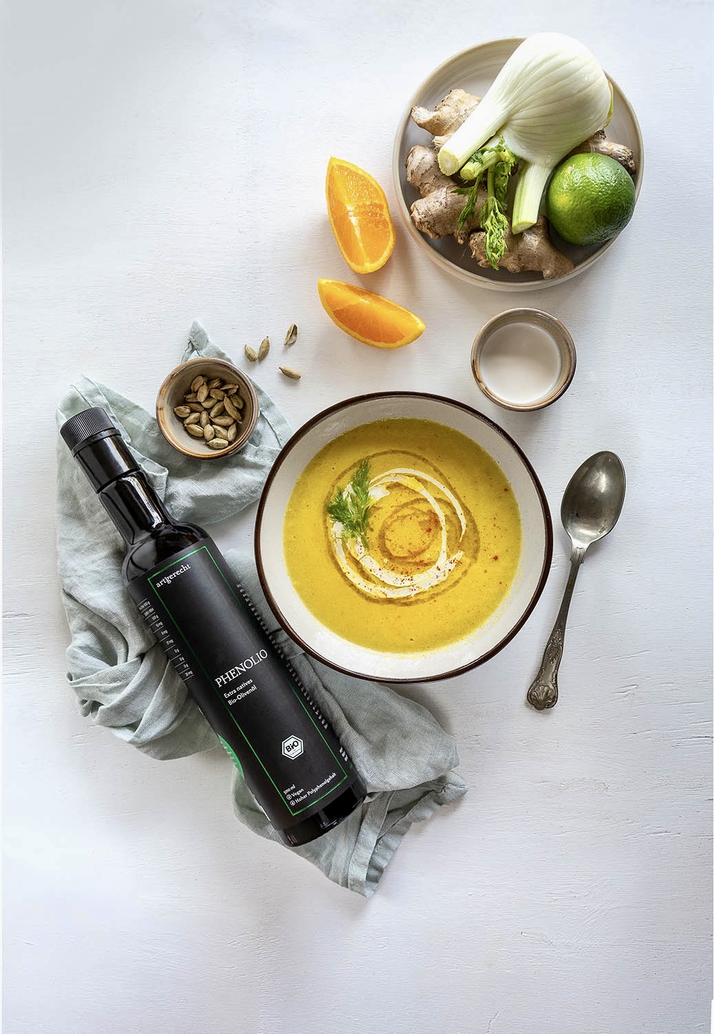 Würzige Orangen-Fenchel-Safran-Suppe - Ein Geschmackserlebnis aus mediterranen Aromen