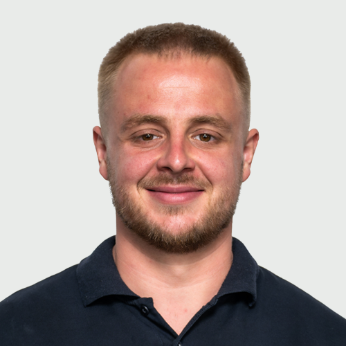 Jonas R.