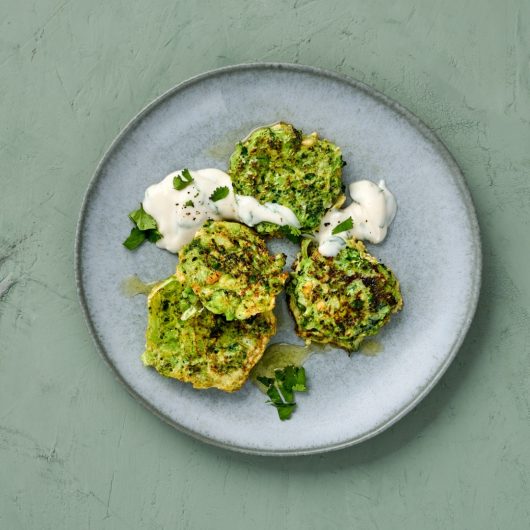 Brokkoli Fritters mit Dip