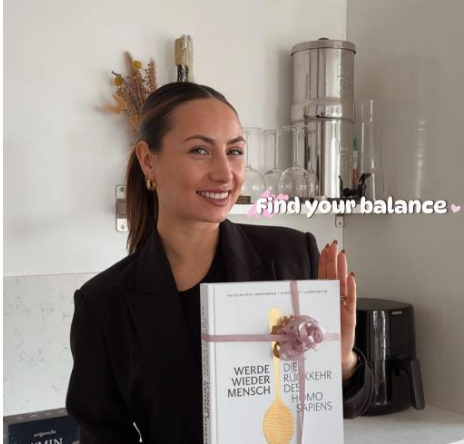 artgerecht YASMIN TESTIMONIAL WERDE WIEDER MENSCH