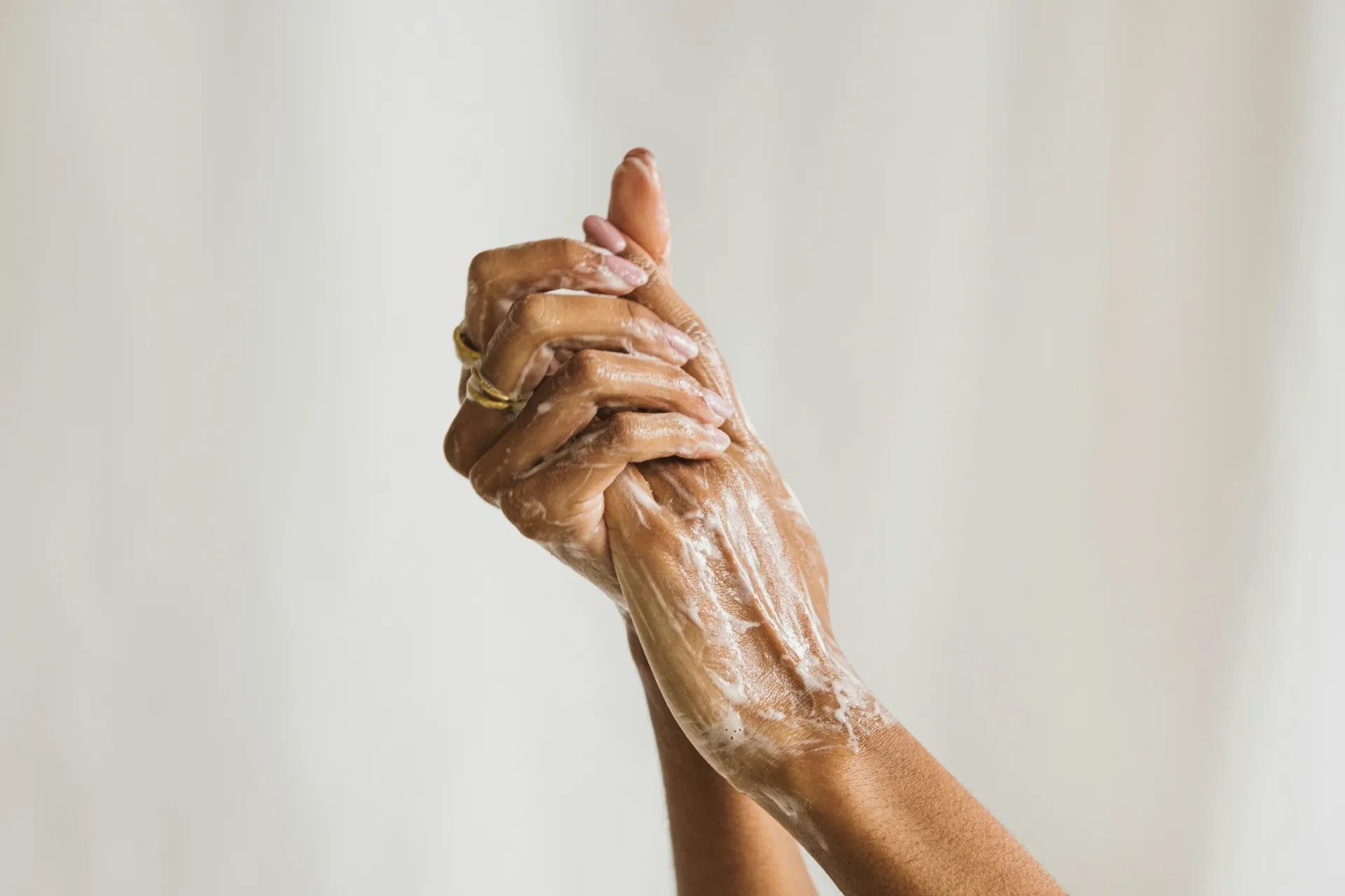 Adenovirus: Symptome, Behandlung und Prävention