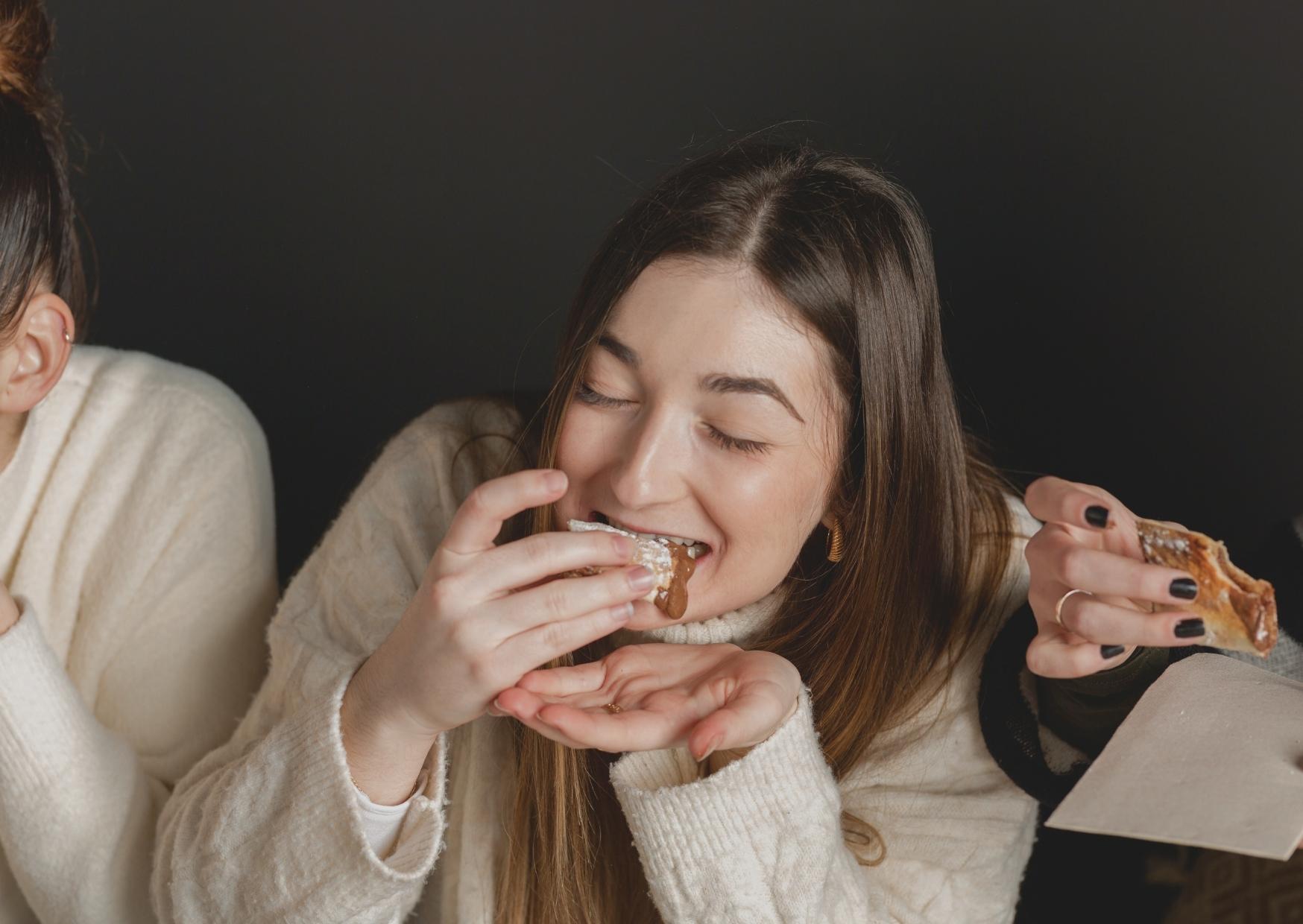 Heißhunger verstehen und stoppen: Ursachen und Strategien