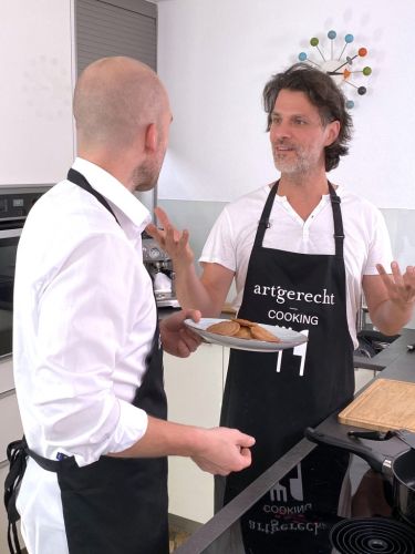 Kochen mit Thore - Matthias Baum und Thore Hildebrandt beim Degustieren